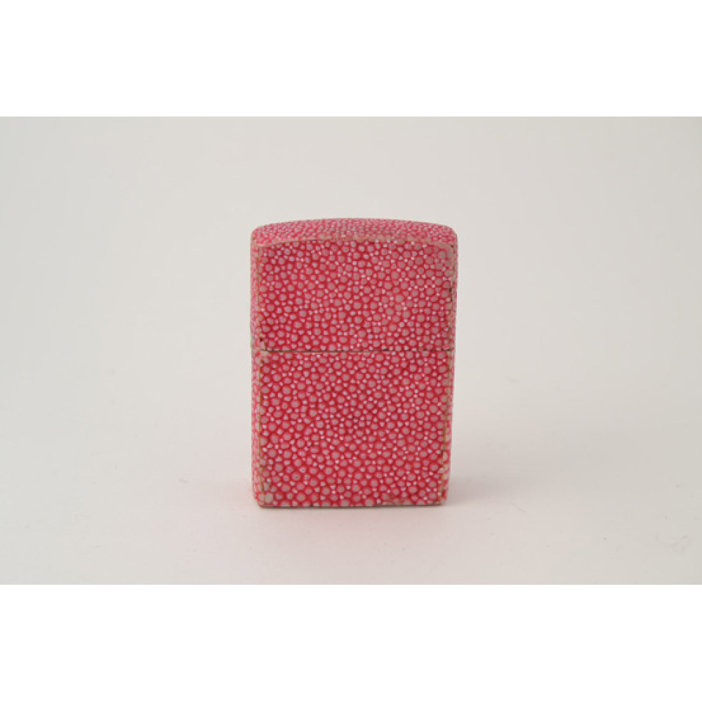 Accendino mod. "Zippo" in galuchat fucsia Accendino mod. "Zippo" in galuchat fucsia