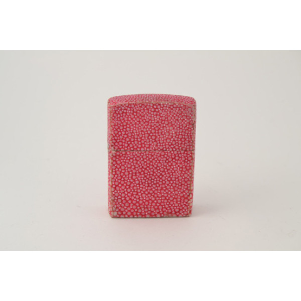Accendino mod. "Zippo" in galuchat fucsia