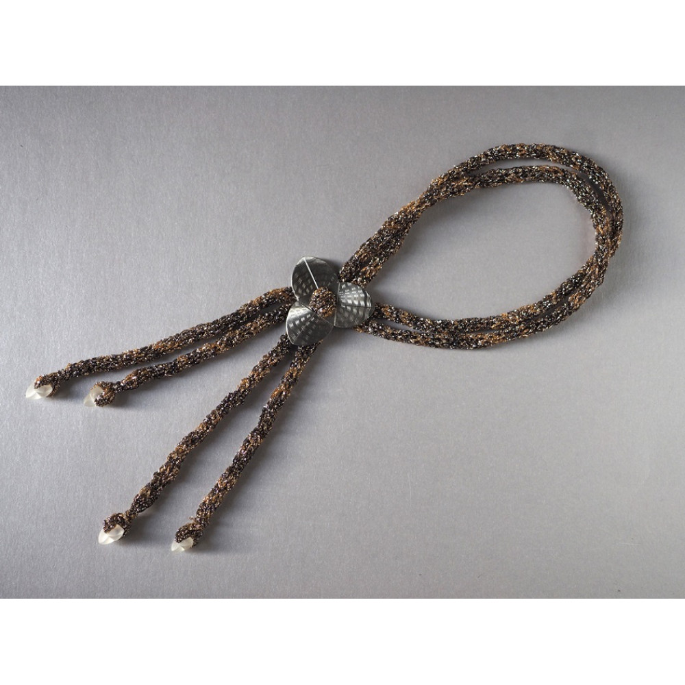 Collana a cravatta "Trivio Tie" grande in alpacca