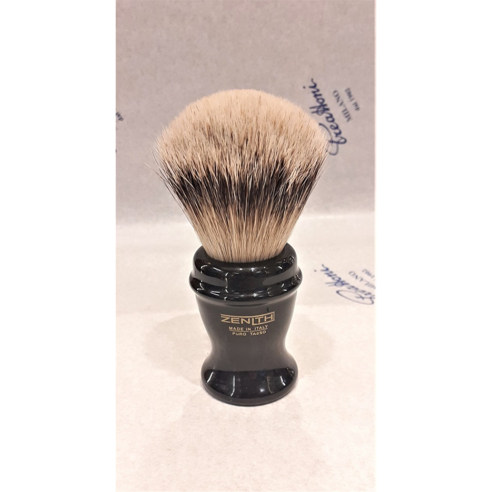 Pennello da barba in tasso Silvertip manico in resina nero Pennello da barba in tasso Silvertip manico in resina nero